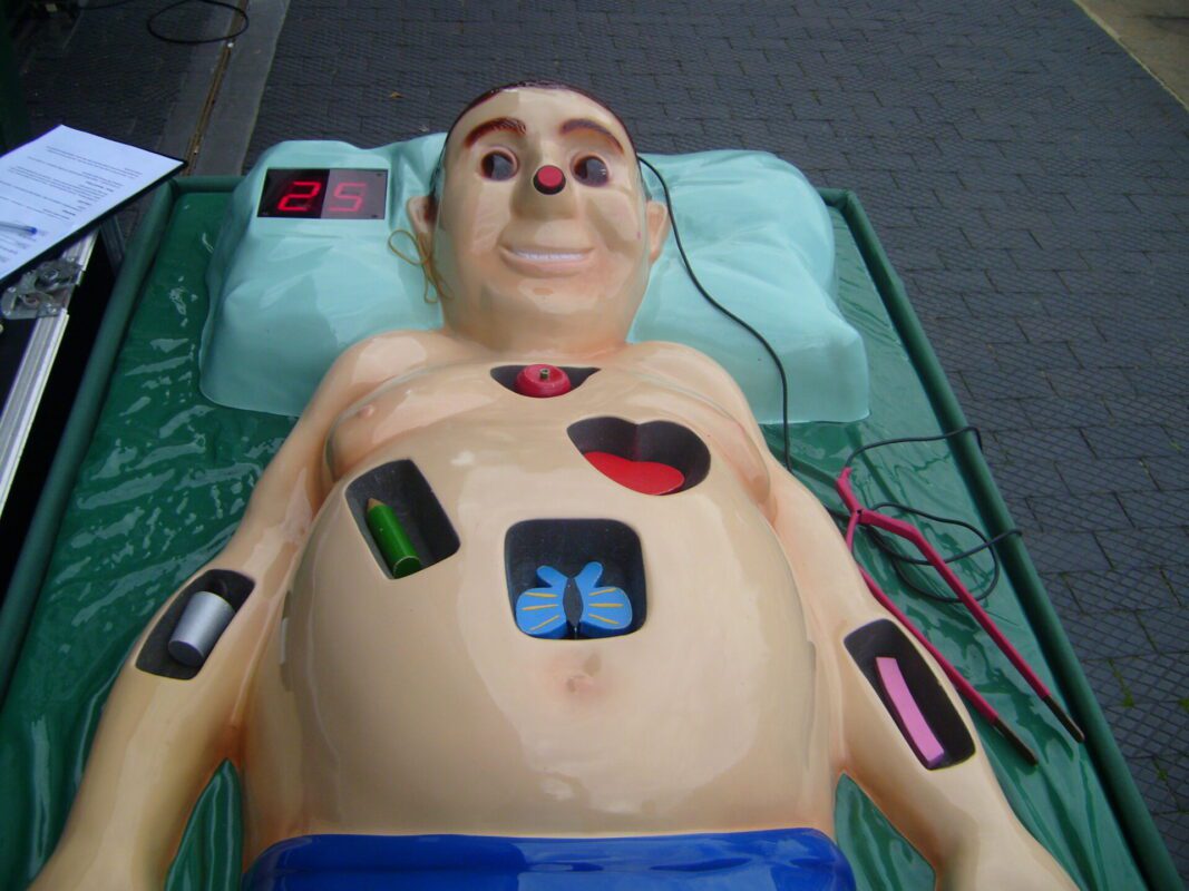 Giant Operation Game Hire 3 Giant Operation Hire