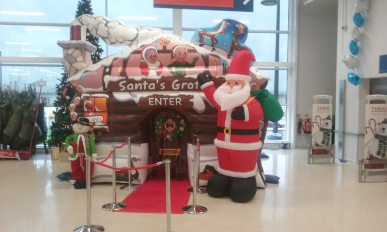 News 5 Santa Grotto Hire