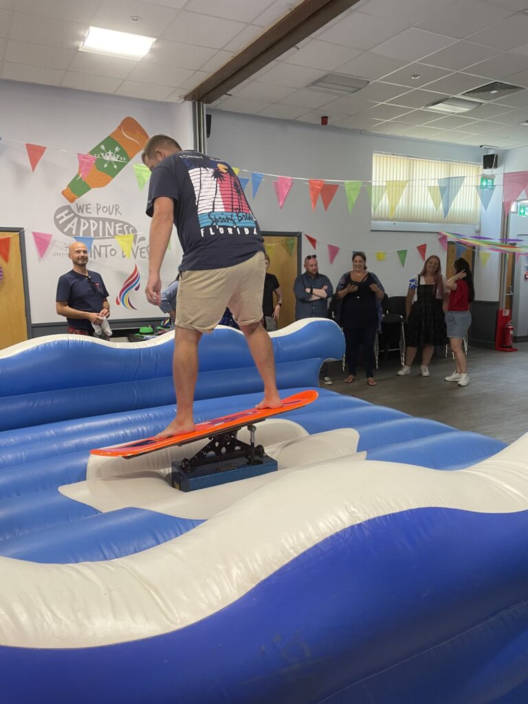 8 Ideas to make your Christmas Parties and Events go with a BANG! 10 Snowboard Simulator Hire