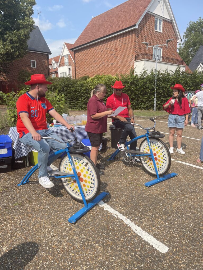 Smoothie Bike Maker Hire UK 8 Bicycle Smoothie Maker Hire