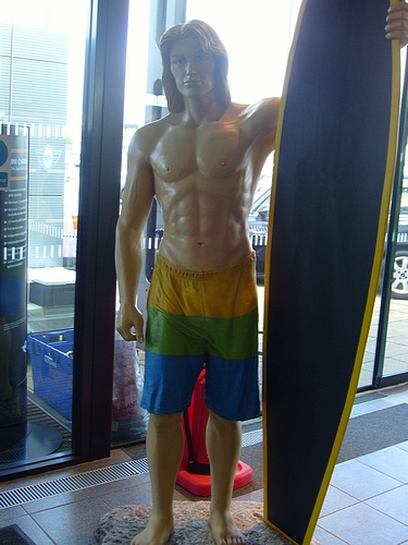 Beach Party Theme Night Hire – The best theme party of them all 5 Beach Party Themed statue