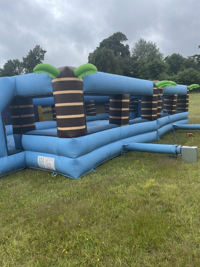 Student and Freshers Events – Ideas for Freshers Fairs 9 Inflatable Volleyball Hire