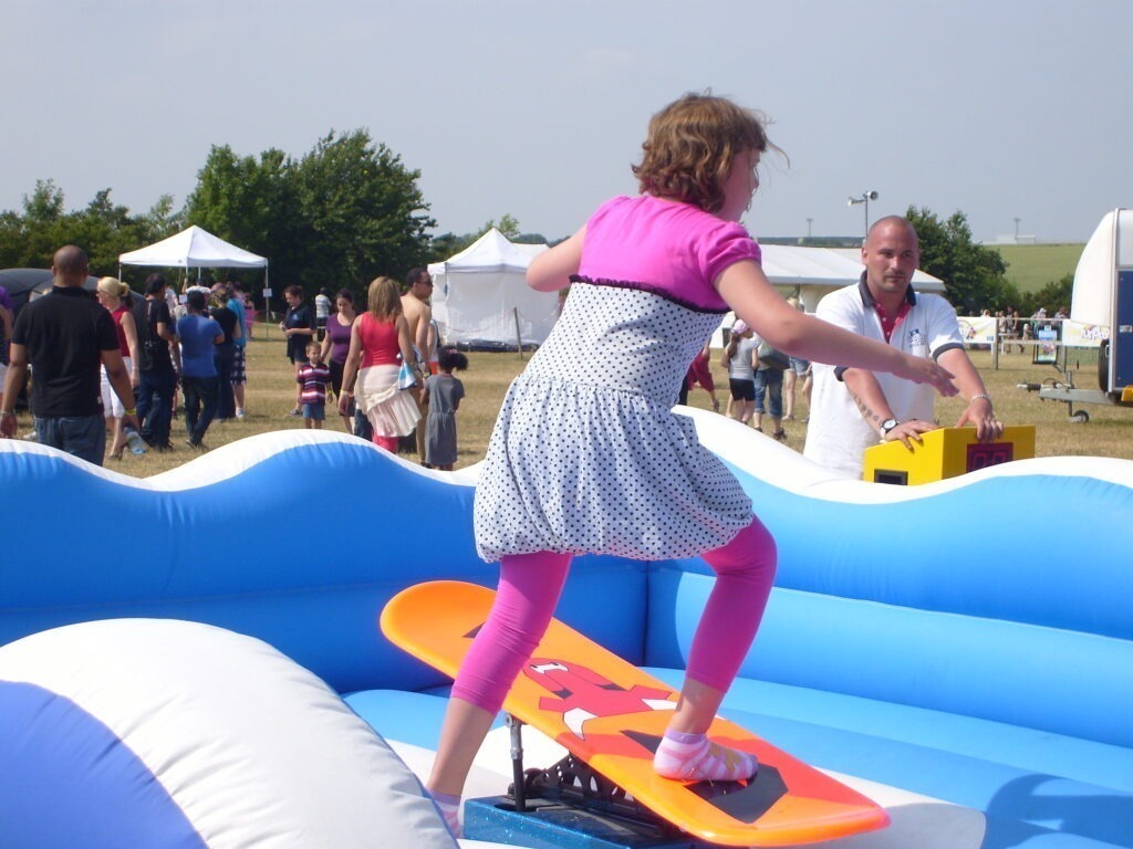 Large Outdoor Games That Keep Guests Entertained for Hours 12 Keep your guests playing all day